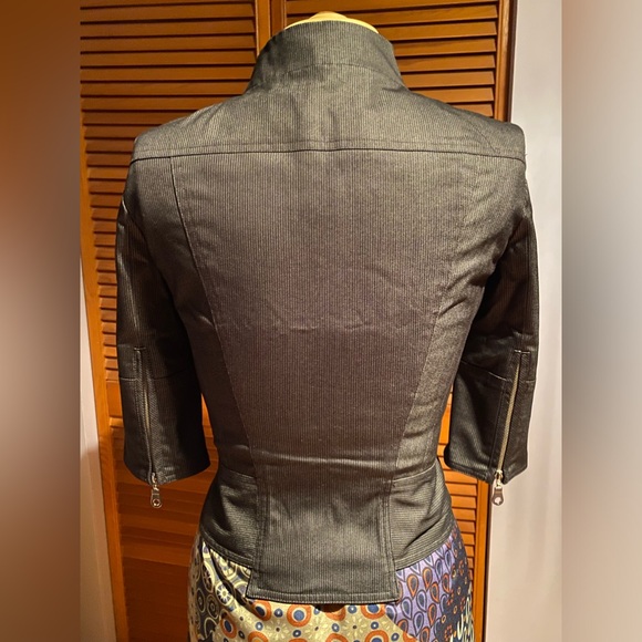 Cynthia Steffe fitted bolero. Size S - Picture 2 of 4